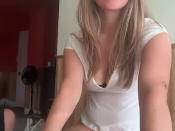 blue_eyed_beau