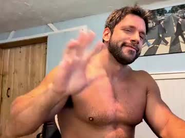 pizza_biceps