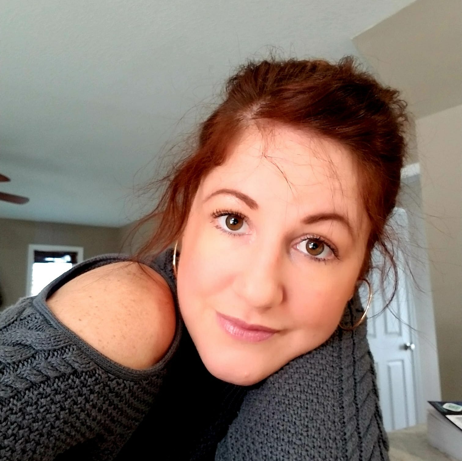 Angel redhead milf sexy legs/feet/face — 20